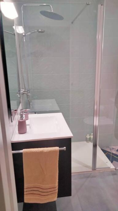 Apartamento Playa Del Con Моания Экстерьер фото
