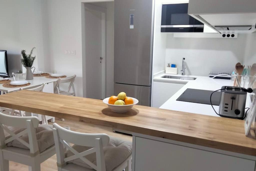 Apartamento Playa Del Con Моания Экстерьер фото